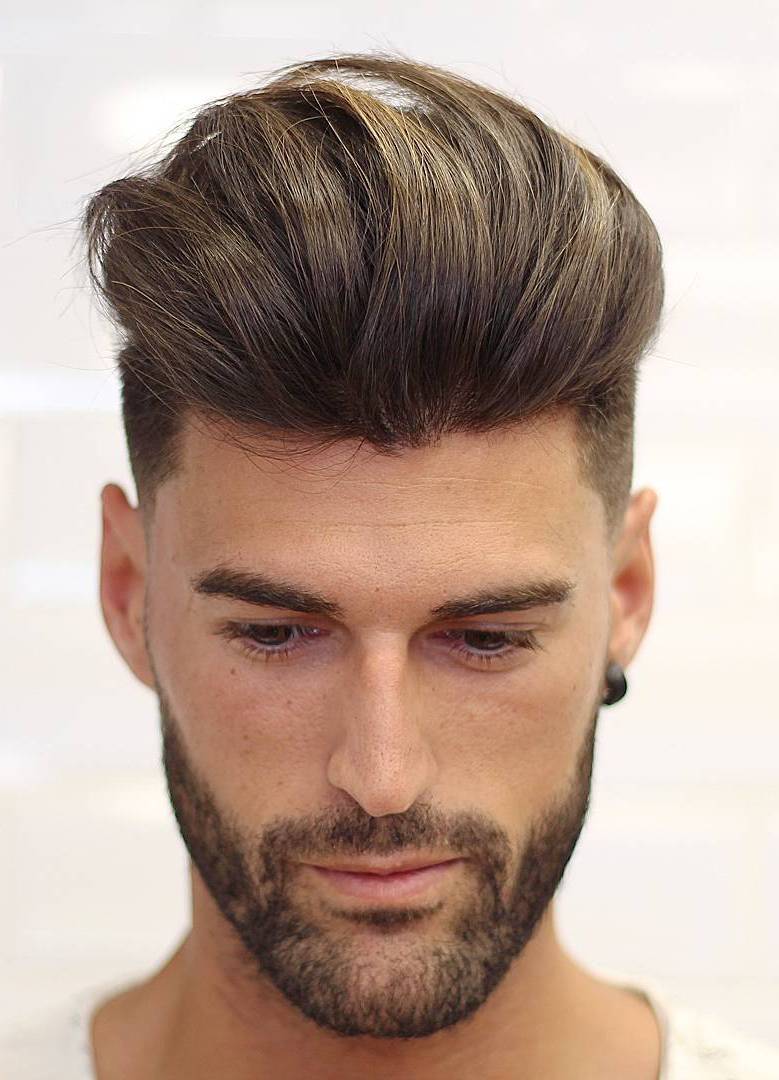 many different ways to style a quiff,